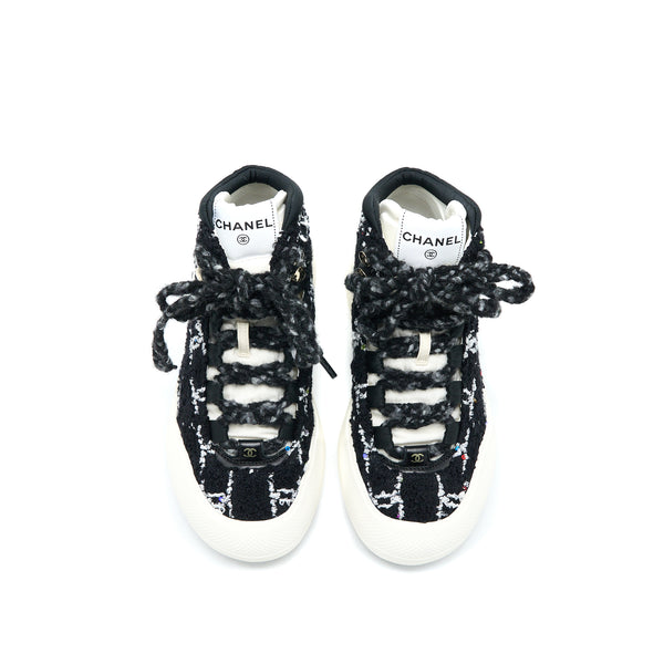 Chanel Size 36.5 Winter Sneakers Fabric Black/White