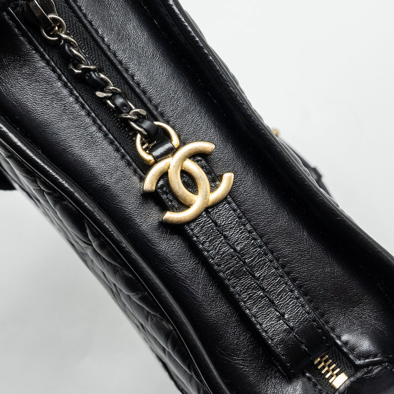 Chanel SMALL Gabrielle Hobo Bag Chevron Aged Calfskin BLACK Multicolour Hardware