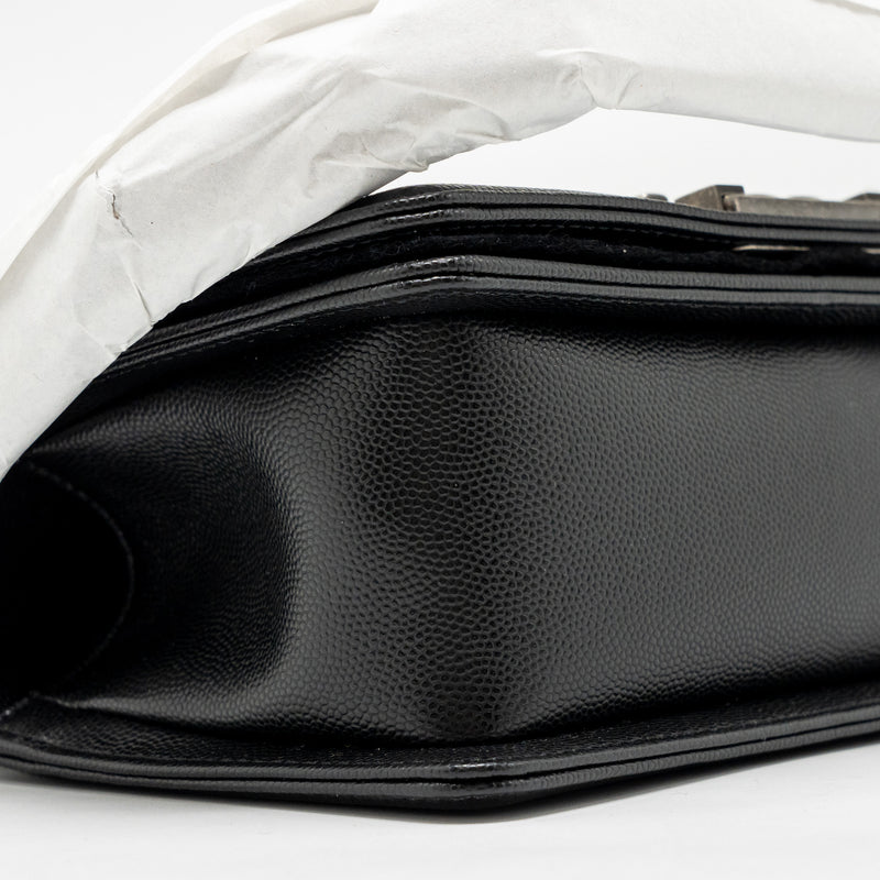Chanel Small Boy Bag Caviar BLACK Ruthenium SHW (Microchip)