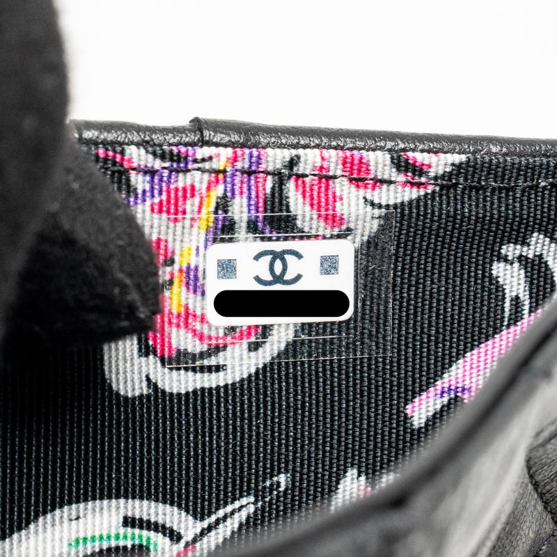 Chanel Detailed CC Logo Quilted Wallet Lambskin Black LGHW (Microchip)