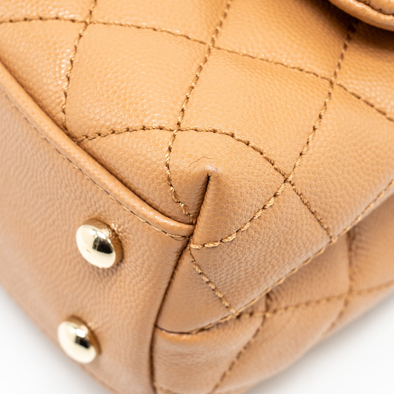 Chanel 21P Small Coco Handle Caviar caramel LGHW