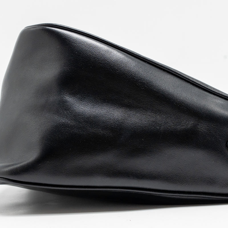 Prada triangle shoulder bag leather black SHW