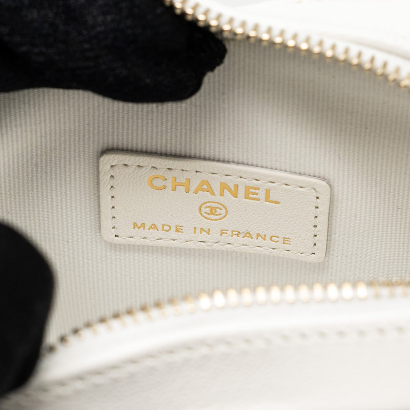 Chanel 22S Small Heart Bag Lambskin White LGHW