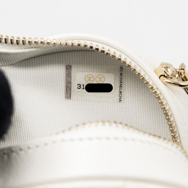 Chanel 22S Small Heart Bag Lambskin White LGHW