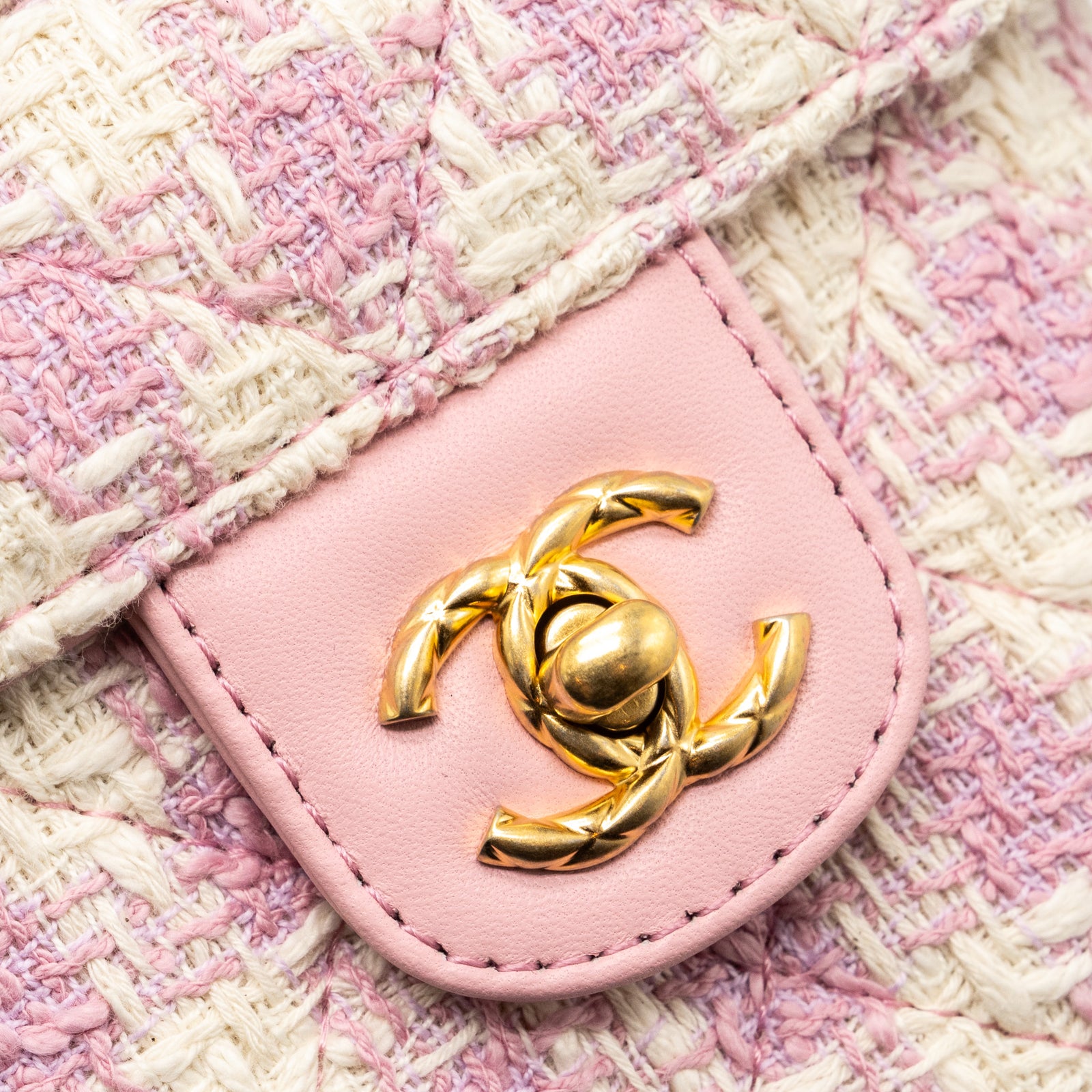 Chanel 23s Top Handle Small Vanity Case With Chain Tweed/lambskin Pink