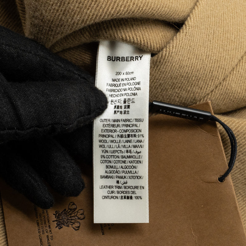 Burberry Reversible Jacquard Logo Hodded Cape Wool Brown / Pink