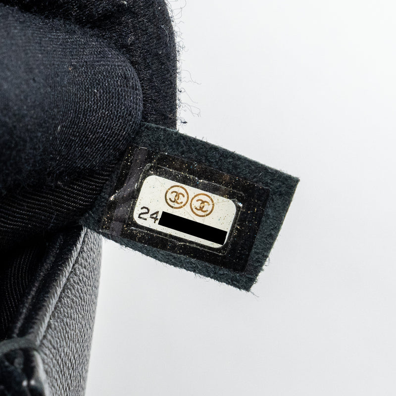 Chanel medium boy bag caviar so black black hardware