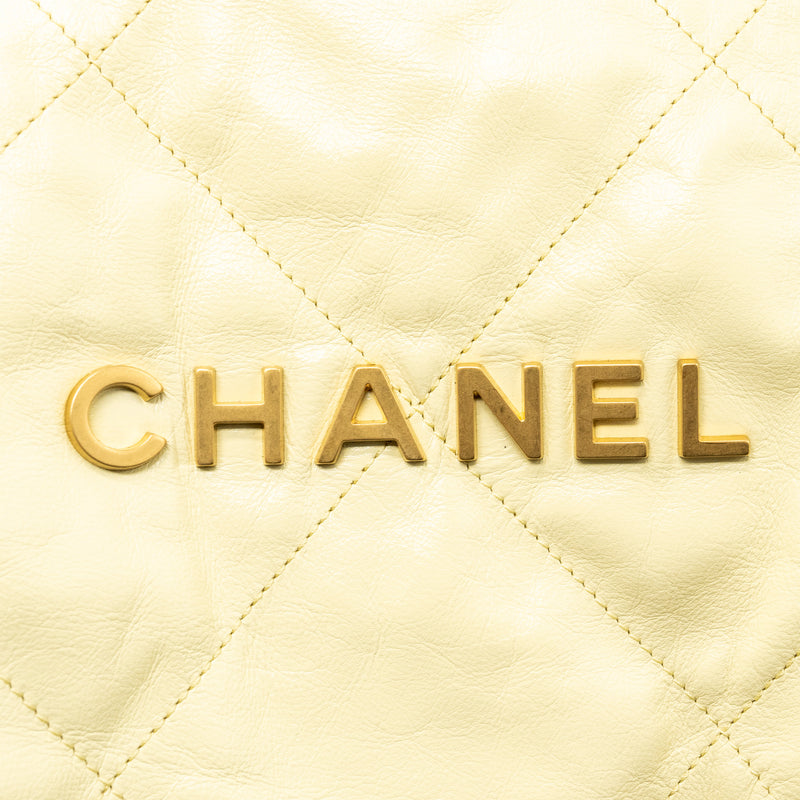 Chanel 23P Small 22 Backpack Shiny Calfskin Light Yellow Brushed GHW(Microchip)