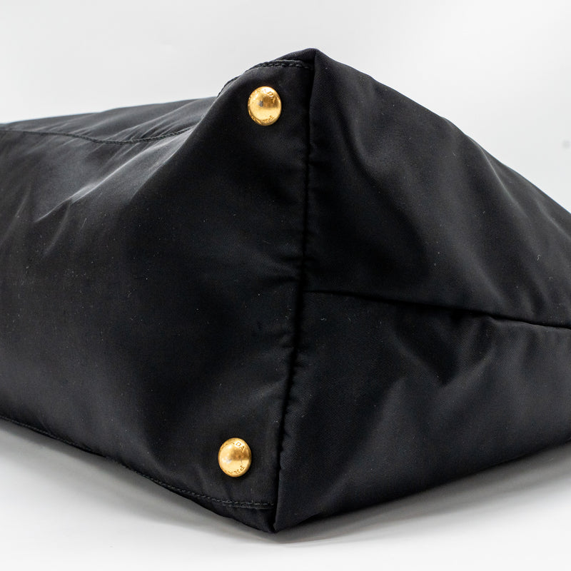Prada Re-Edition Large Tessuto Tote Bag Re-Nylon/Saffiano Leather Black GHW
