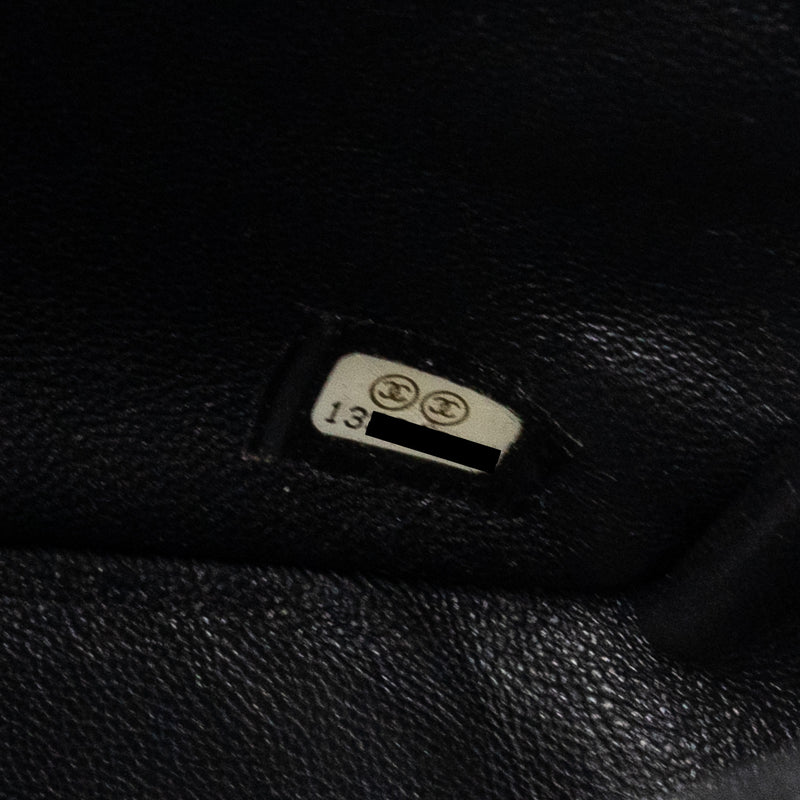 Chanel classic jumbo single flap bag caviar black GHW