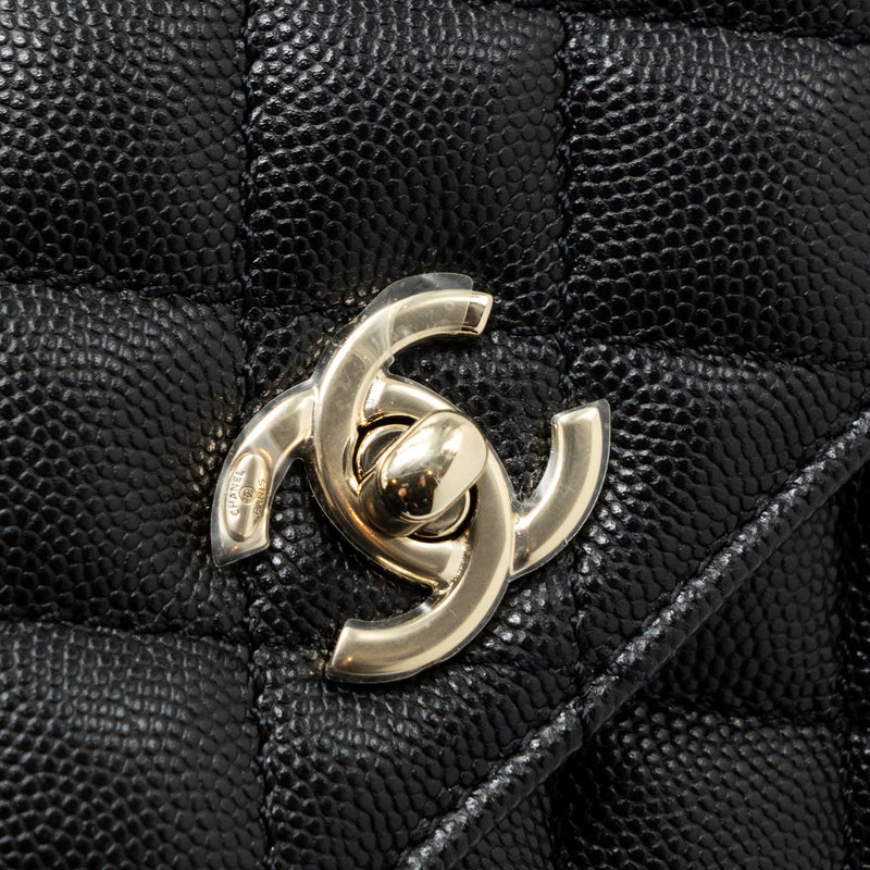 chanel small coco handle caviar black LGHW (microchip)