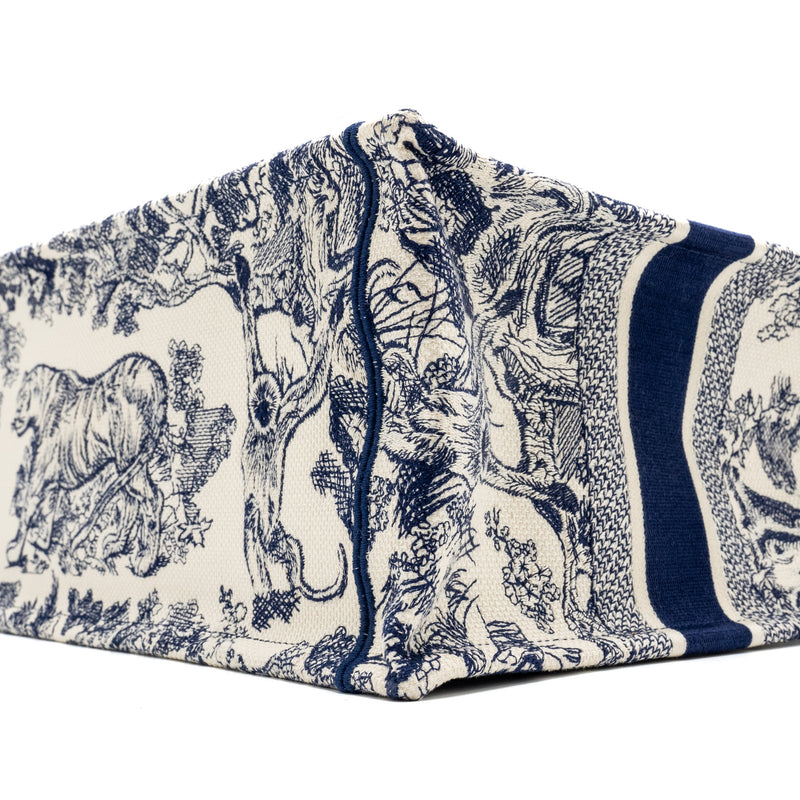 Dior Medium Book tote Blue Toile De Jouy Embroidery Canvas