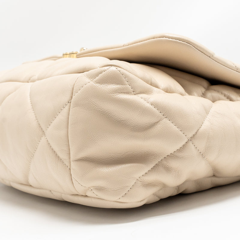 Chanel Maxi 19 bag goatskin beige multicolor hardware