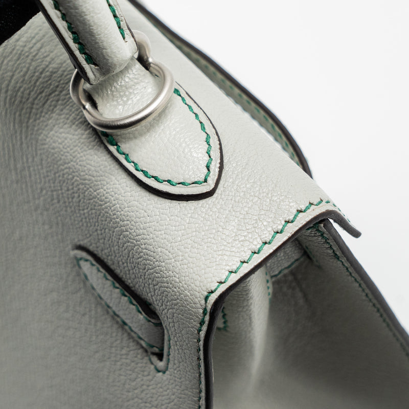 Hermes kelly 25 chevre Mysore leather gris perle / Malachite / vert emeraude brushed SHW stamp U