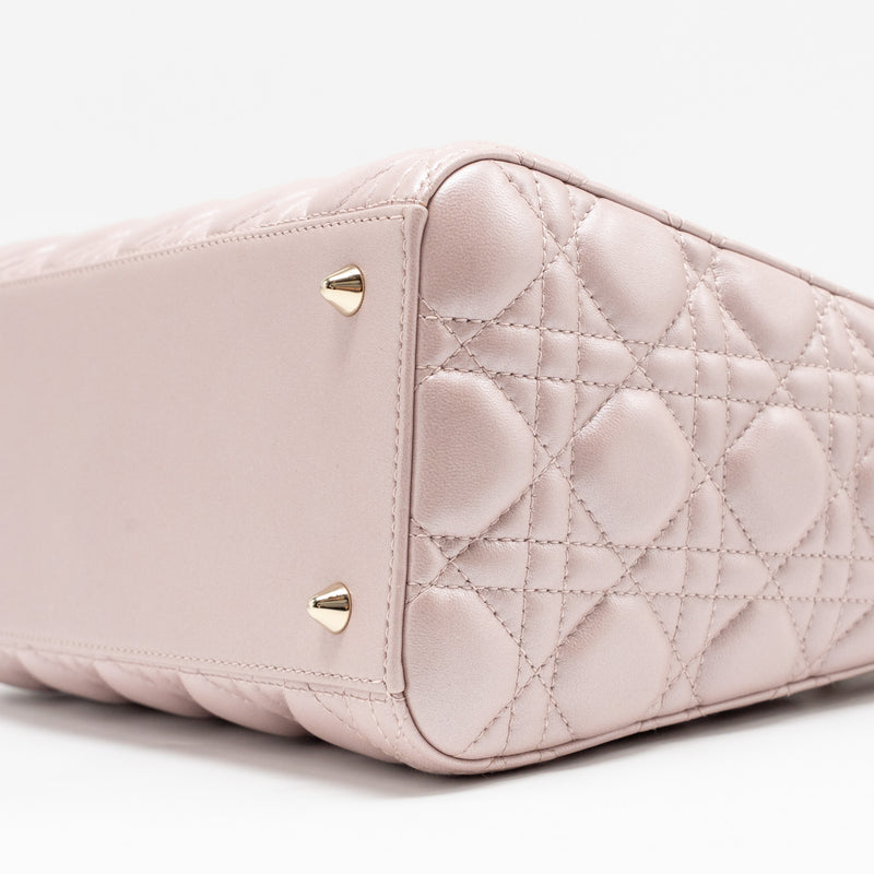 Dior Medium Lady Dior Lambskin Iridescent Pink LGHW