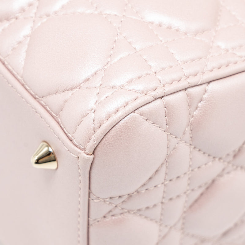 Dior Medium Lady Dior Lambskin Iridescent Pink LGHW