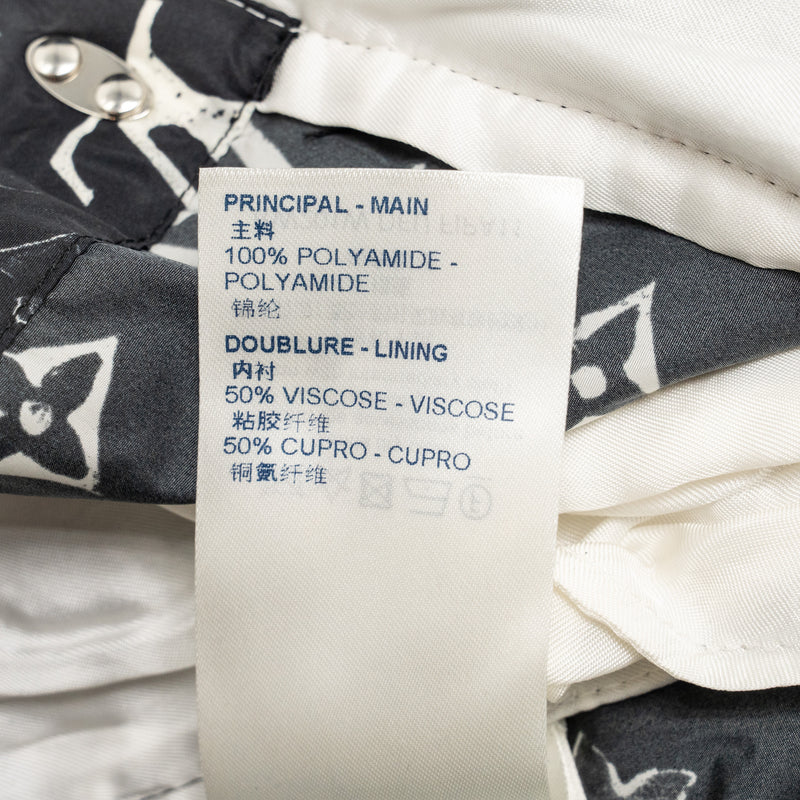 Louis Vuitton size 34 stencil-effect Monogram jogging pants Black/White Polyamide