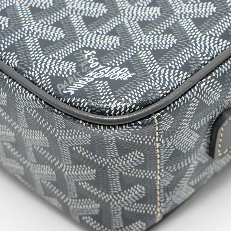 Goyard Cap Vert PM Crossbody Bag Goyardine Canvas/Leather Grey SHW