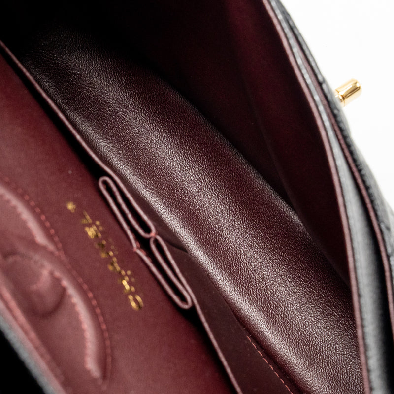 Chanel Medium Classic Double Flap BAG Caviar Black GHW