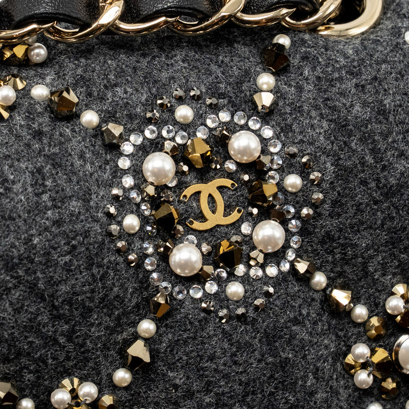 Chanel 21A pearl strass crystal medium classic double flap bag fabric grey LGHW