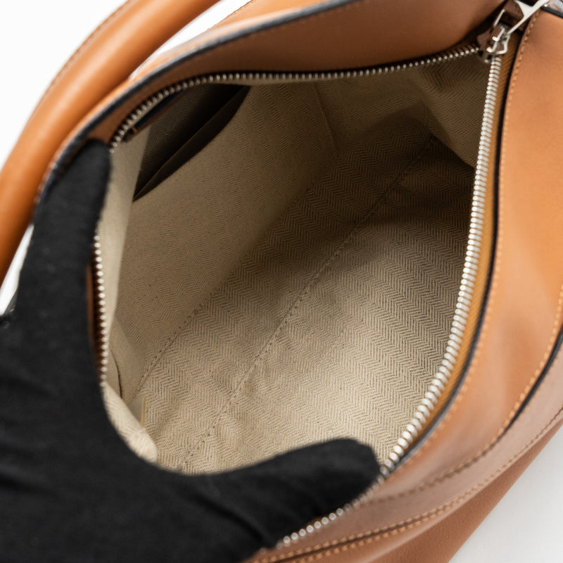 Loewe puzzle bag in classic calfskin tan SHW