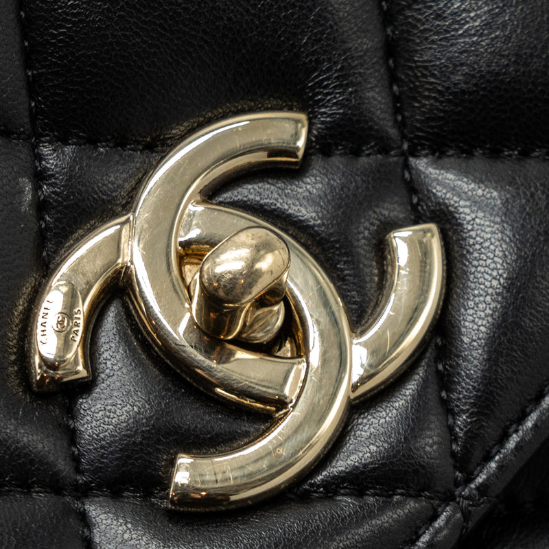 Chanel medium trendy CC lambskin black GHW