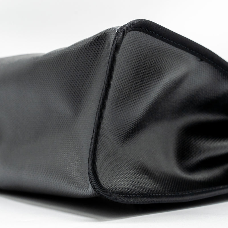 Hermes herbag 31 zip bag Berline canvas / vache hunter black / ecru GHW stamp B