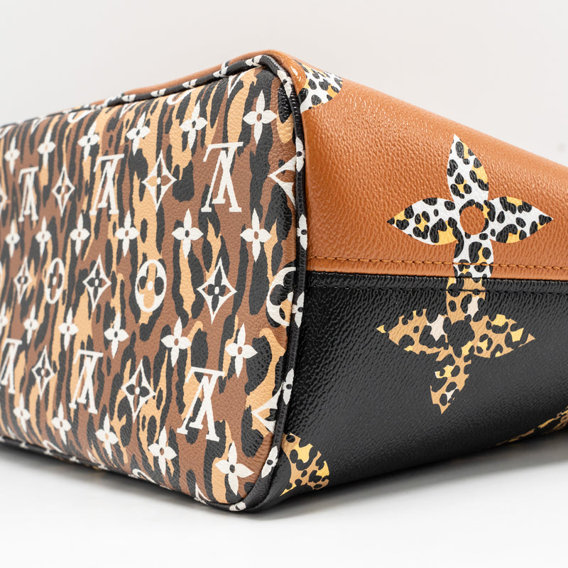 Louis Vuitton Neverfull MM GIANT Monogram Canvas Multicolour GHW