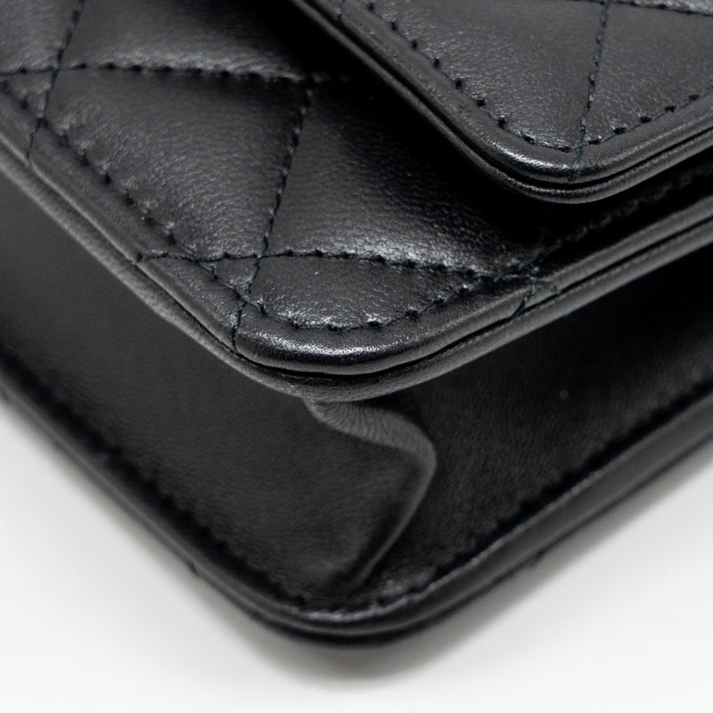 Chanel Trendy CC Wallet on Chain Lambskin Black LGHW (Microchip)