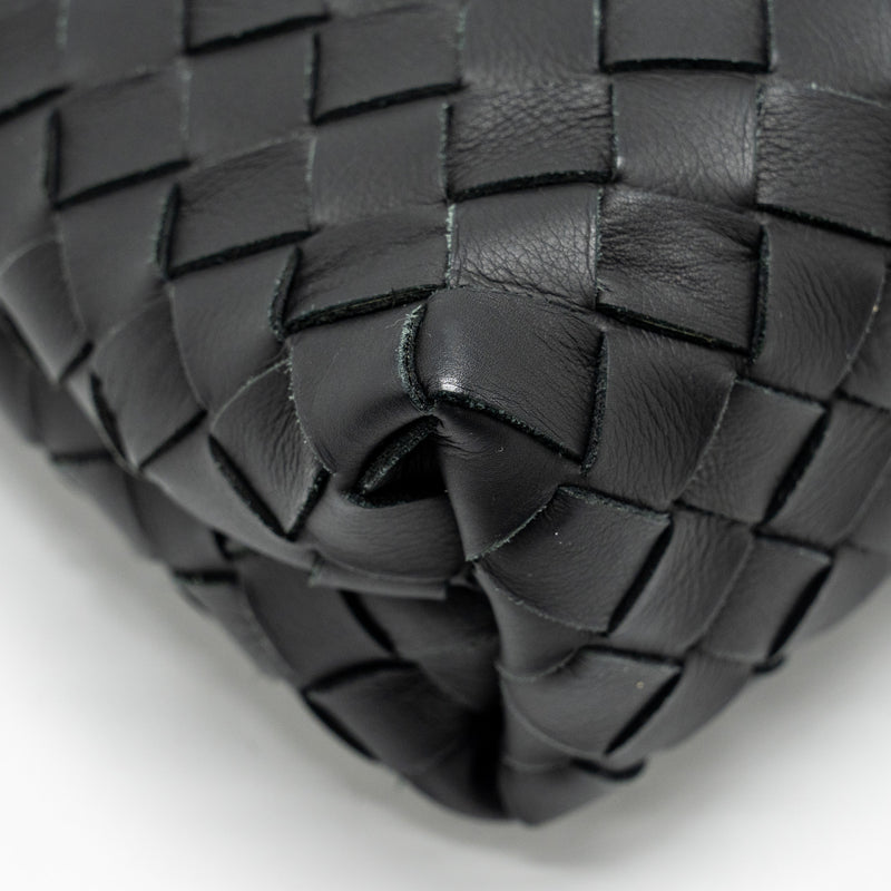 Bottega Veneta Intrecciato Pouch Calfskin Black SHW