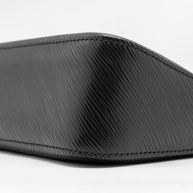 Louis Vuitton Marelle Grained EPI/Canvas Black SHW