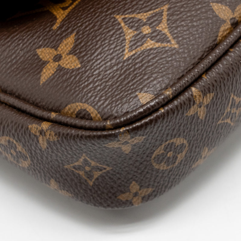 Louis Vuitton Multi Pochette accessories monogram canvas khaki strap GHW