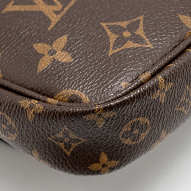 Louis Vuitton Multi Pochette accessories monogram canvas khaki strap GHW
