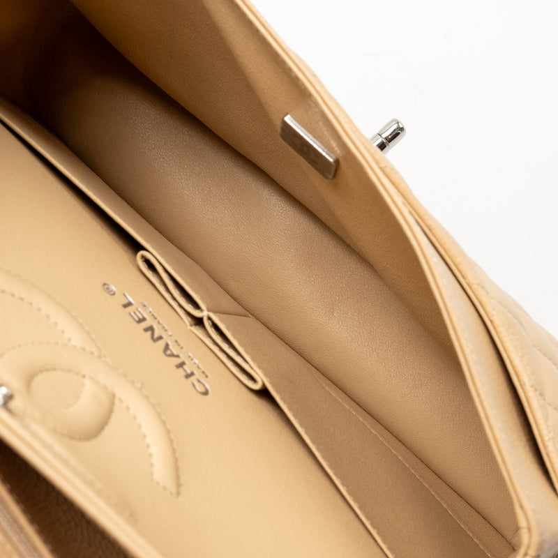 Chanel Medium Classic Double Flap bag caviar beige SHW (microchip)