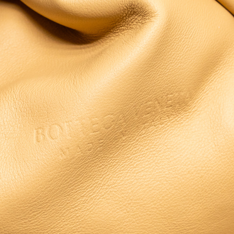 Bottega Veneta Pouch Intrecciato Leather Beige GHW