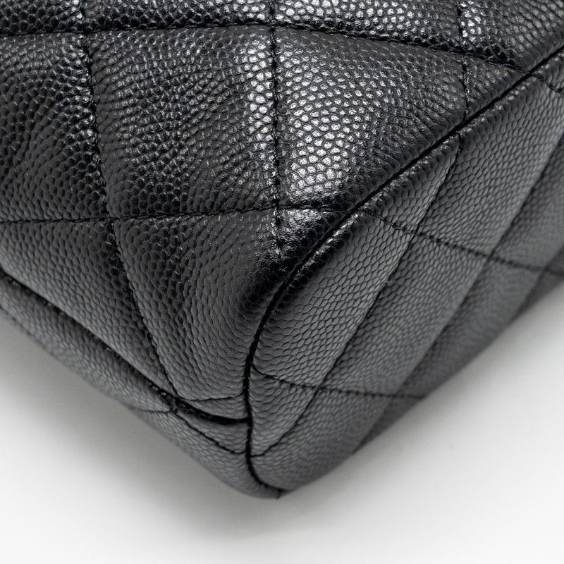 Chanel 25c detail Logo quilted hobo bag caviar black GHW (microchip)