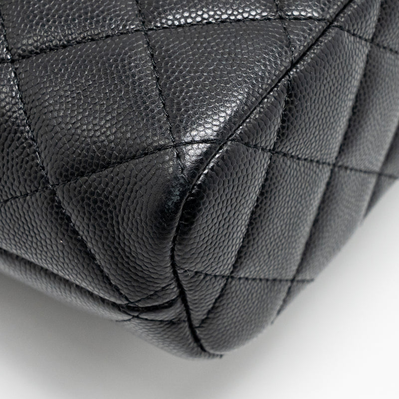 Chanel 25c detail Logo quilted hobo bag caviar black GHW (microchip)
