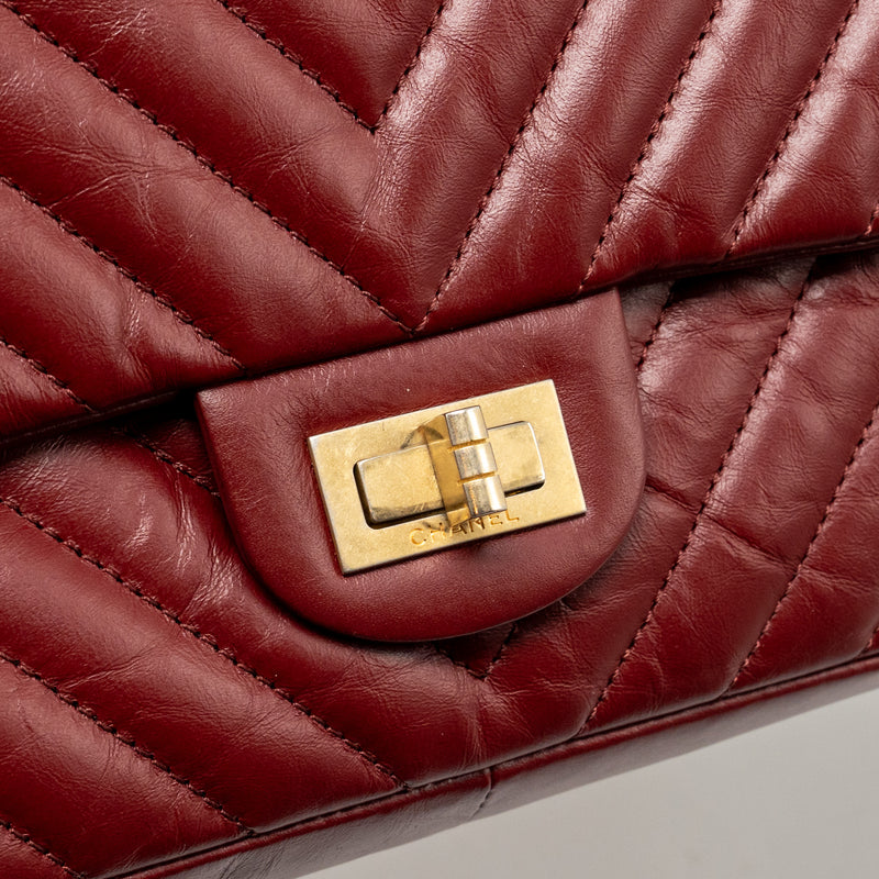 Chanel 2.55 226 Reissue Double Flap Bag Chevron Aged Calfskin Red GHW