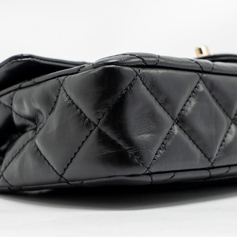 Chanel 23A Classic Flap Clutch Shiny Calfskin Black GHW (microchip)