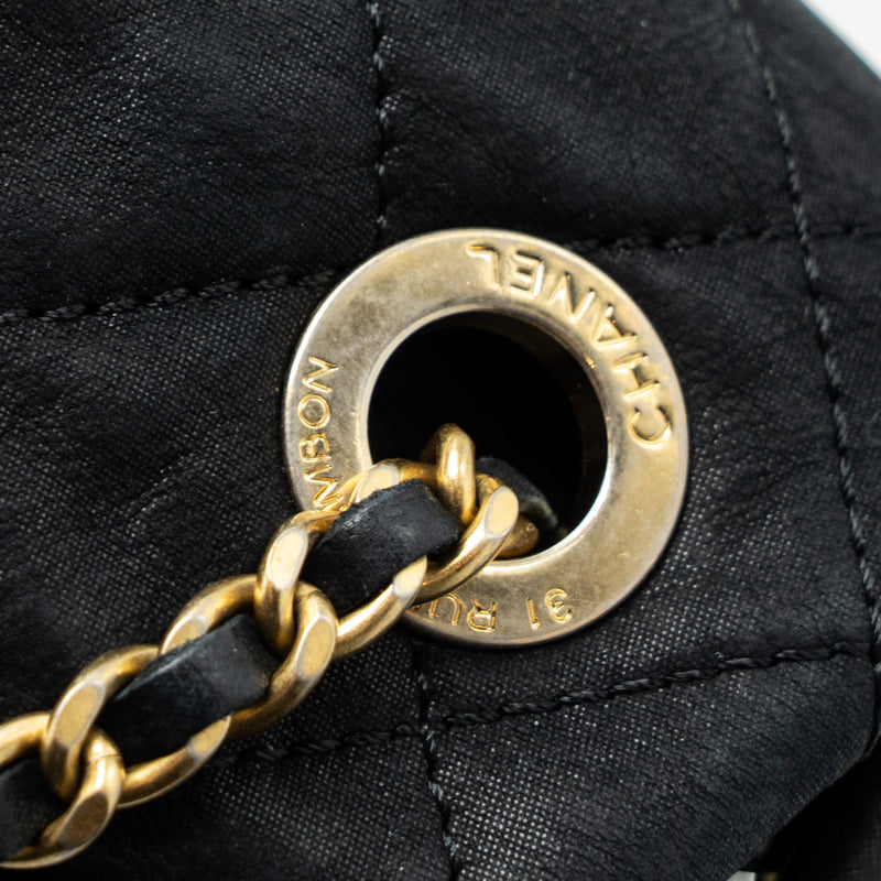 Chanel quilted seasonal flap bag Calfskin Iridescent black with GHW