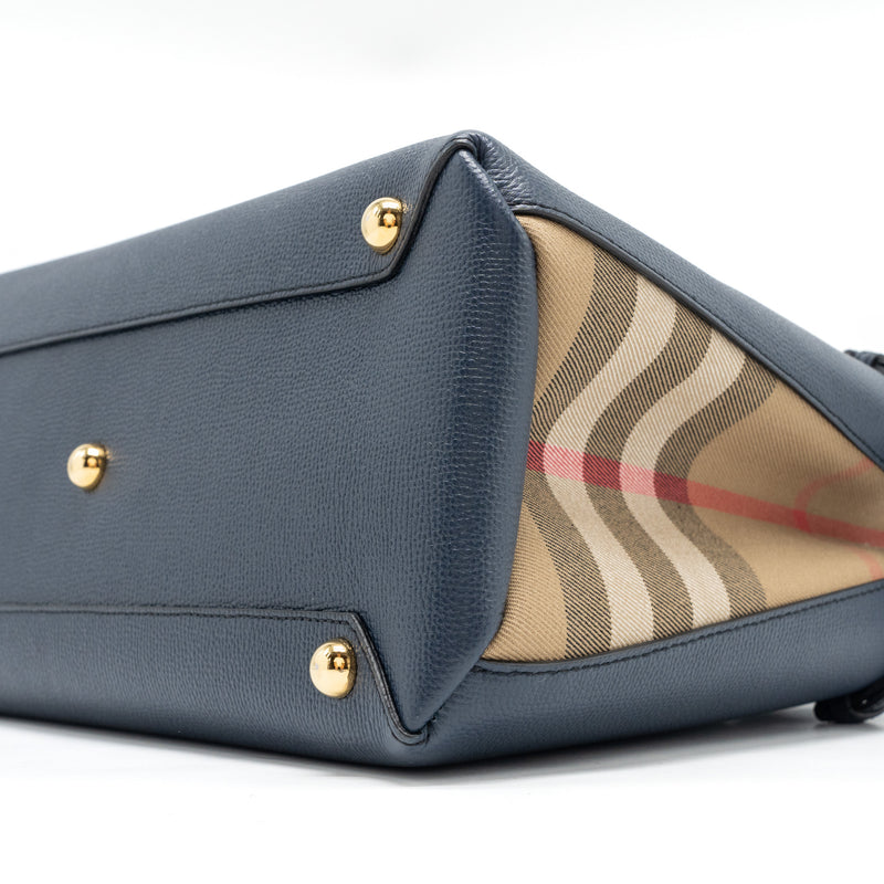 Burberry The Large Banner Bag Calfskin Dark Blue/Multicolour GHW