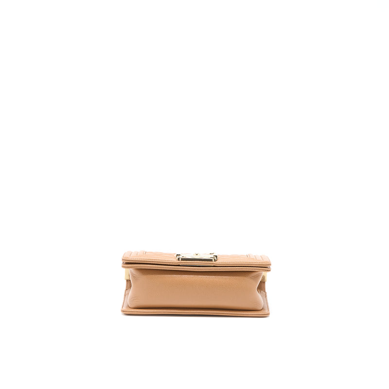 Chanel 21K Small Boy Bag Caviar Camel LGHW (Microchip)