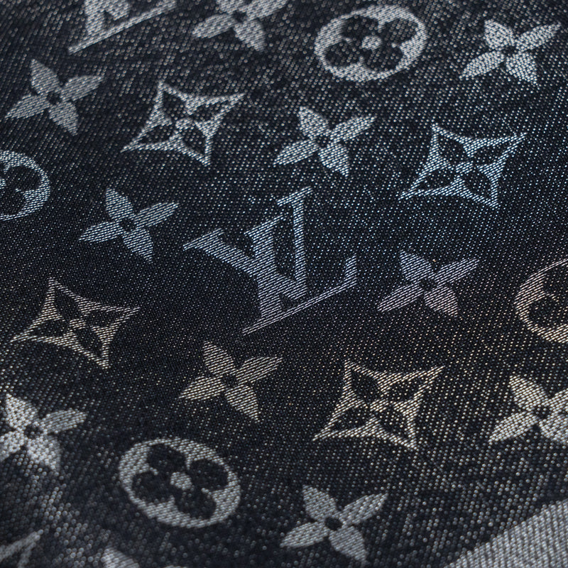 Louis Vuitton Monogram Shine Shawl Wool/Silk Black/Silver
