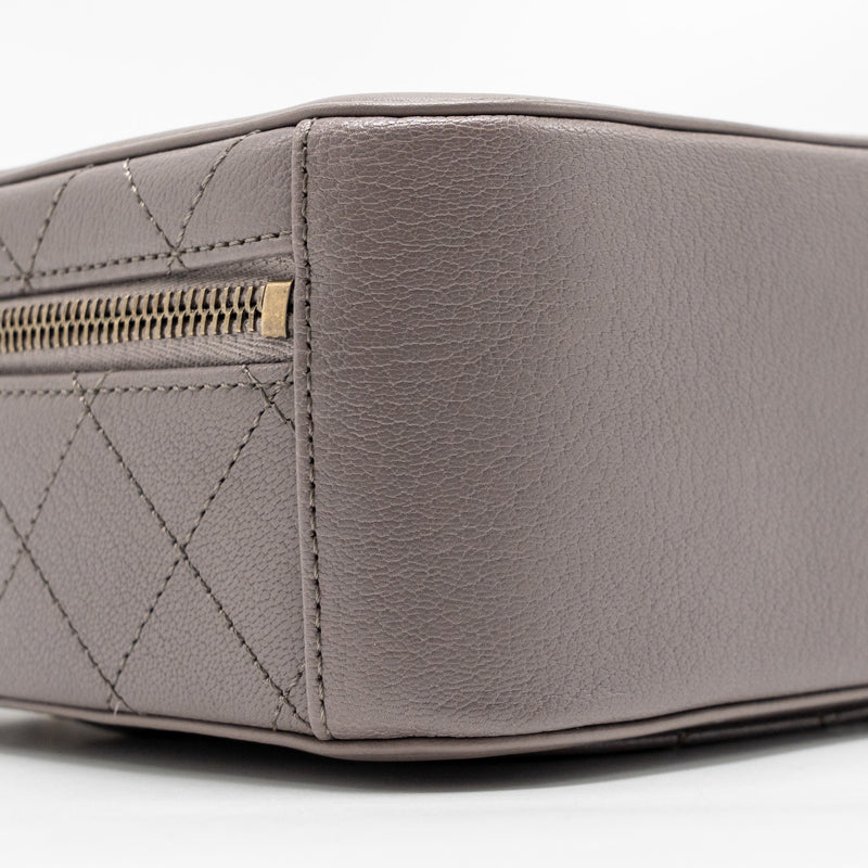Chanel Coco Curve Vanity Bag with Top Handle Calfskin Grey GHW