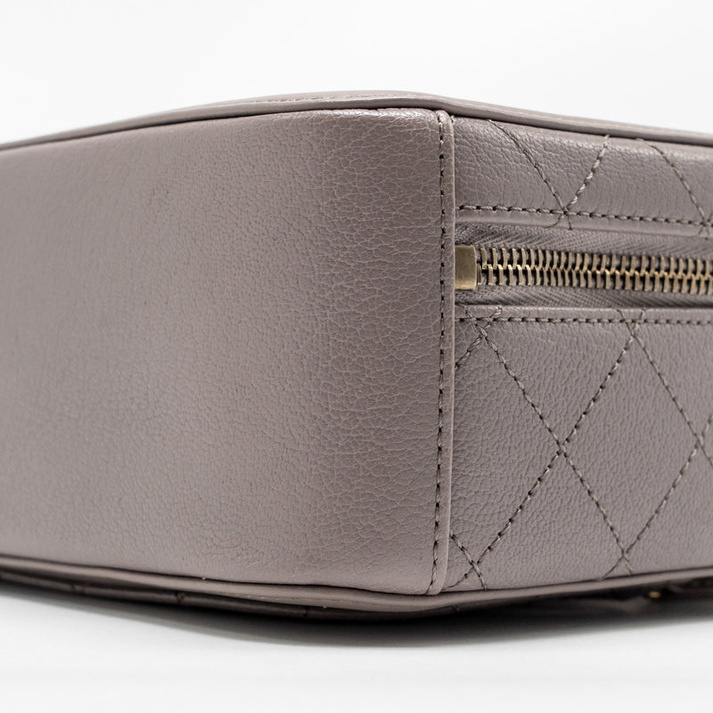 Chanel Coco Curve Vanity Bag with Top Handle Calfskin Grey GHW