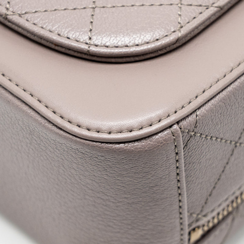Chanel Coco Curve Vanity Bag with Top Handle Calfskin Grey GHW