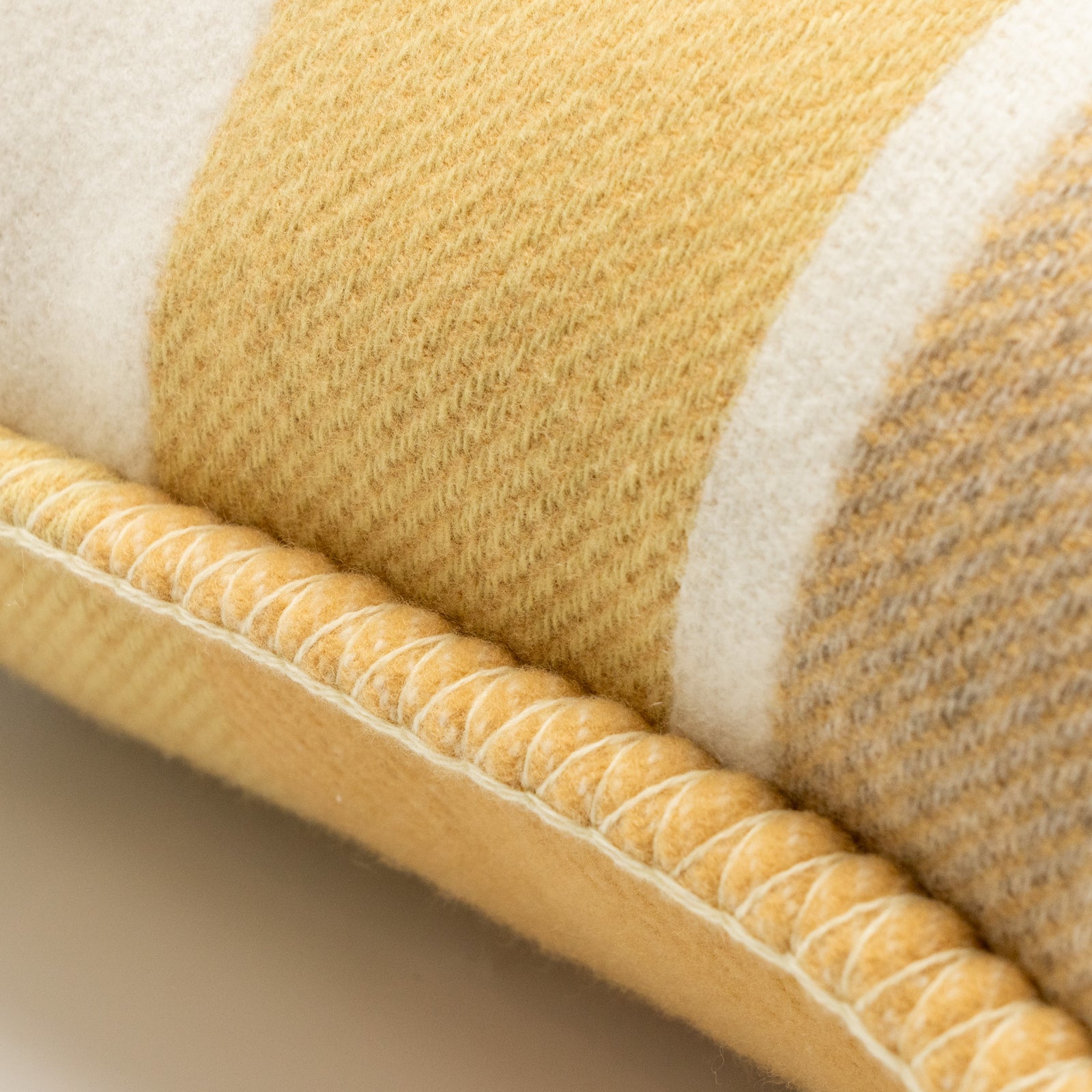 Hermes Avalon Vibration Pillow Small Wool/Cashmere Tisane