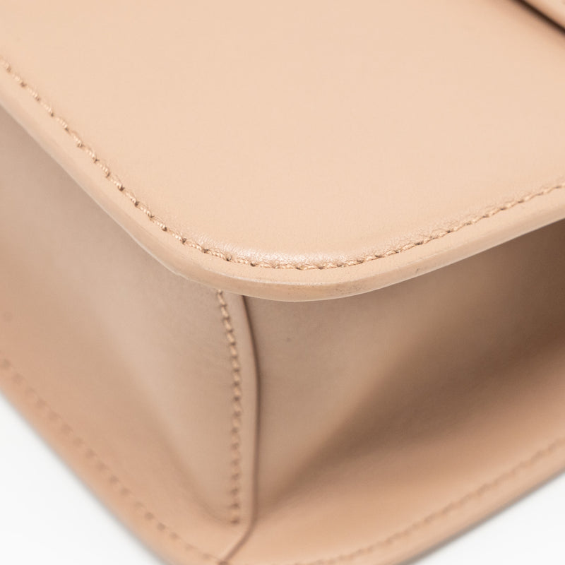 Valentino Garavani Vlogo Signature Shoulder Bag Calfskin Light Pink LGHW