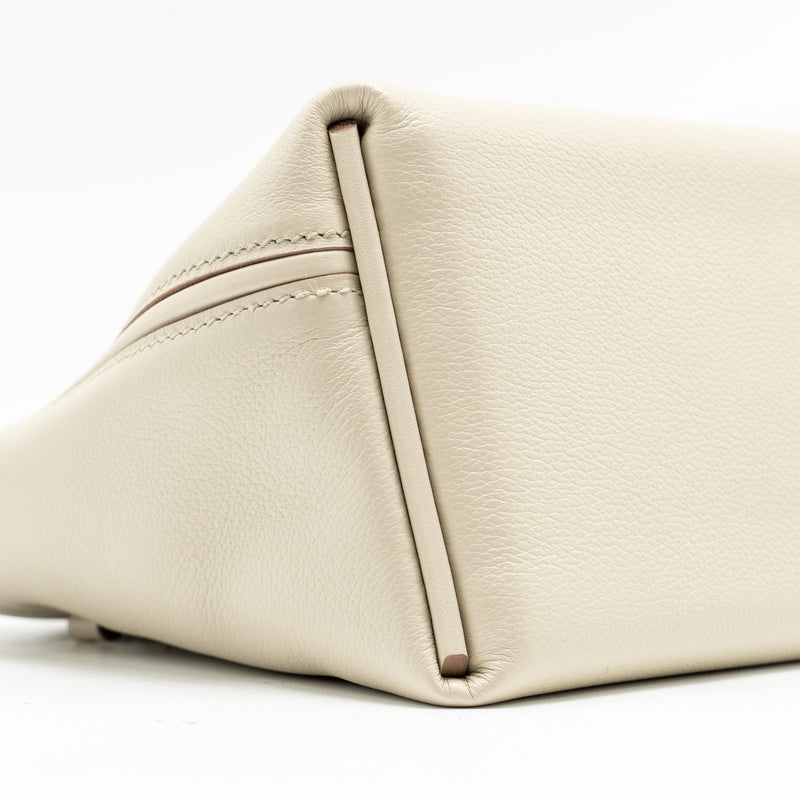 Hermes 24/24 2424-21 Touch Evercolor/Alligator/Swift Beton GHW Stamp B