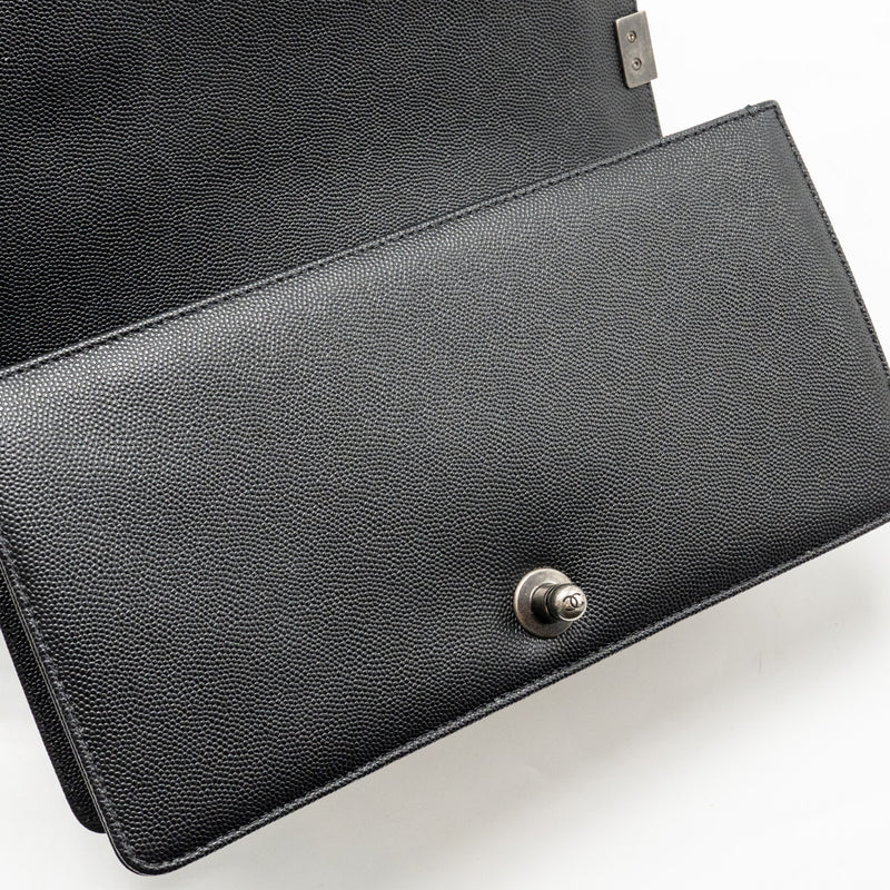 CHANEL Medium Boy Bag Caviar Black Ruthenium Hardware